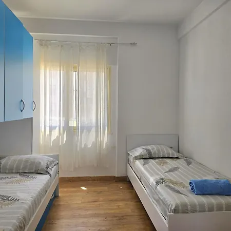 Appartement Art 219 *